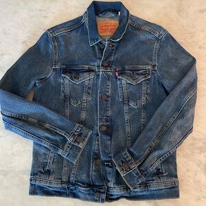 Levi’s Denim Jacket Small